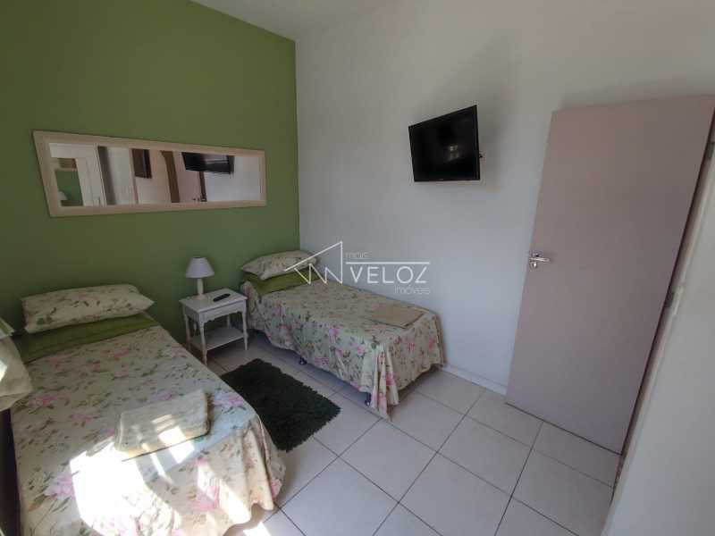 Apartamento à venda com 2 quartos, 62m² - Foto 9