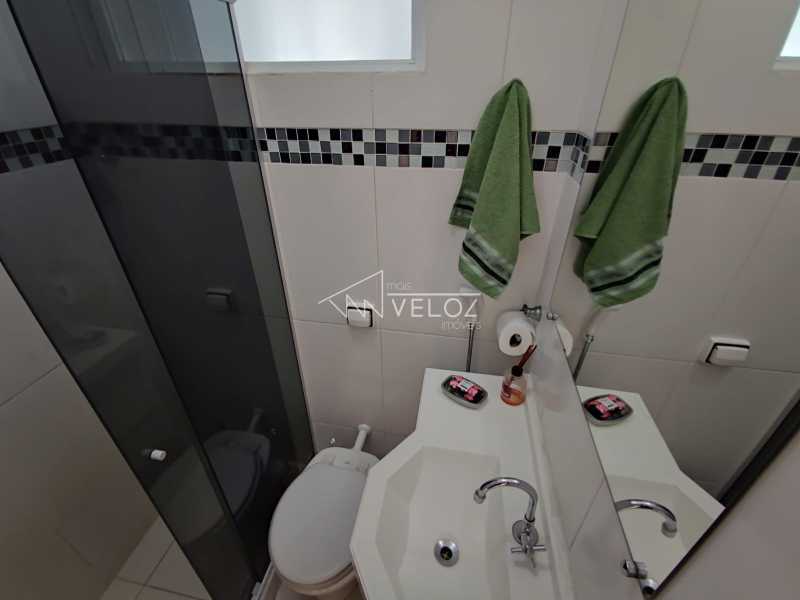 Apartamento à venda com 2 quartos, 62m² - Foto 10