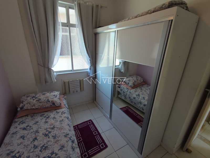 Apartamento à venda com 2 quartos, 62m² - Foto 11