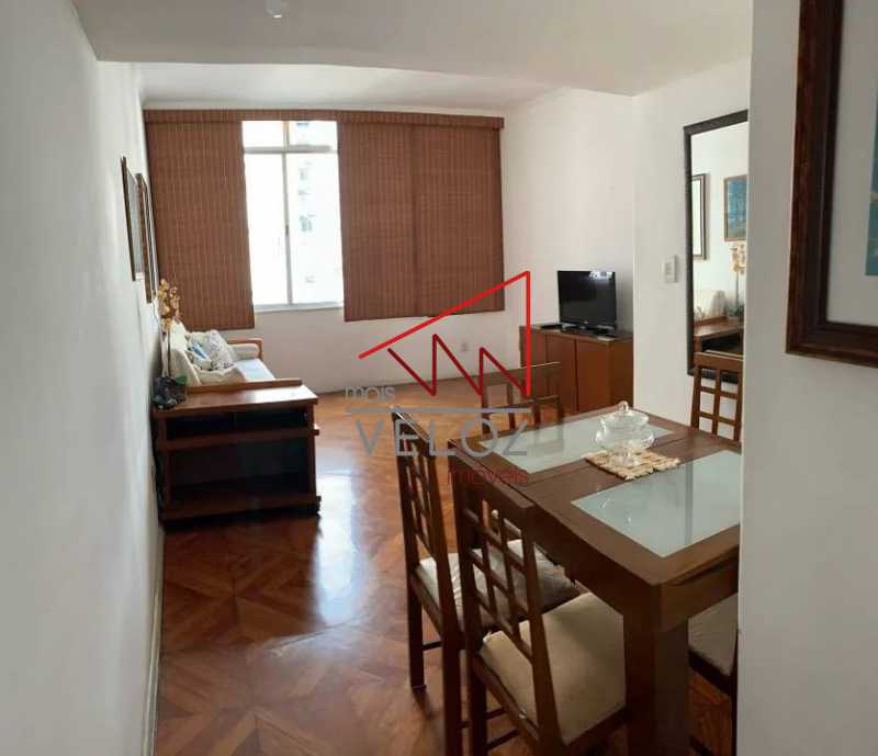 Apartamento à venda com 2 quartos, 75m² - Foto 1