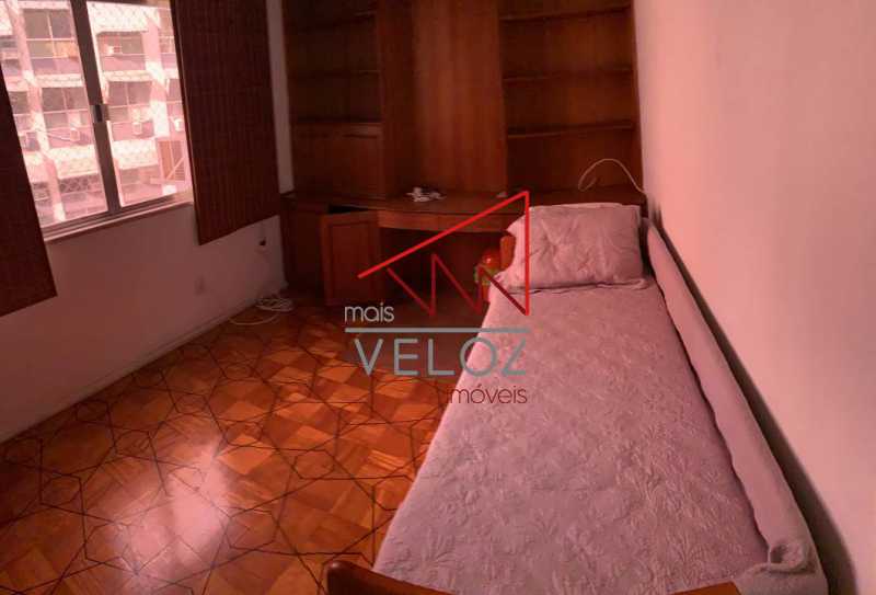 Apartamento à venda com 2 quartos, 75m² - Foto 14