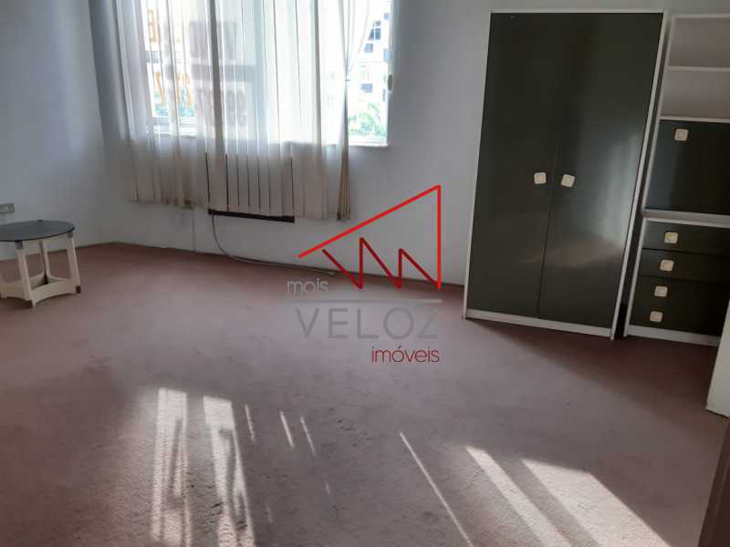 Apartamento à venda com 4 quartos, 251m² - Foto 6