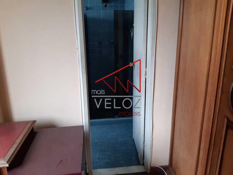 Apartamento à venda com 4 quartos, 251m² - Foto 12