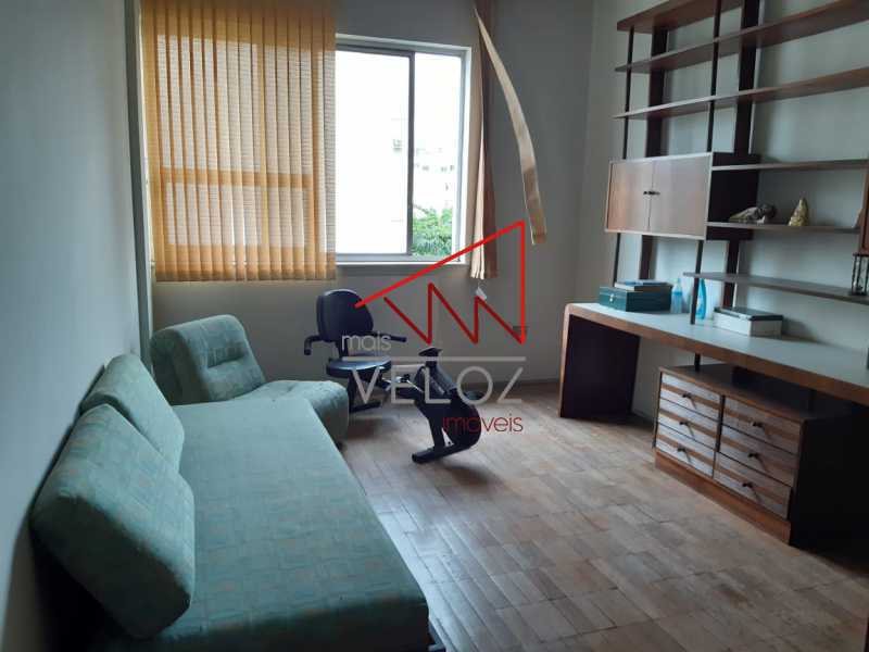 Apartamento à venda com 4 quartos, 251m² - Foto 15