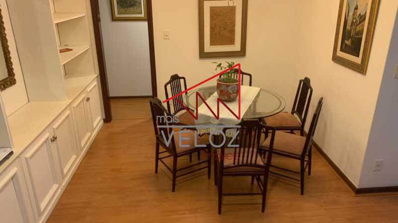 Apartamento à venda com 3 quartos, 120m² - Foto 4