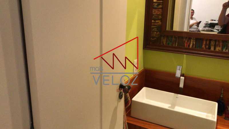 Apartamento à venda com 3 quartos, 70m² - Foto 13