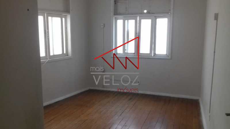 Casa à venda com 6 quartos, 360m² - Foto 3