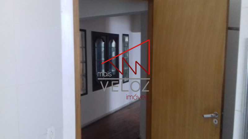 Casa à venda com 6 quartos, 360m² - Foto 19