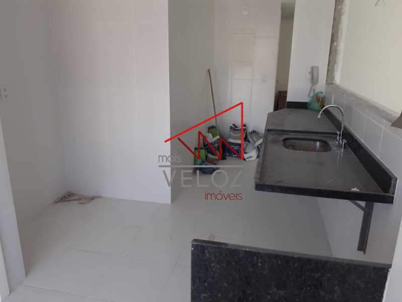 Apartamento à venda com 3 quartos, 98m² - Foto 10