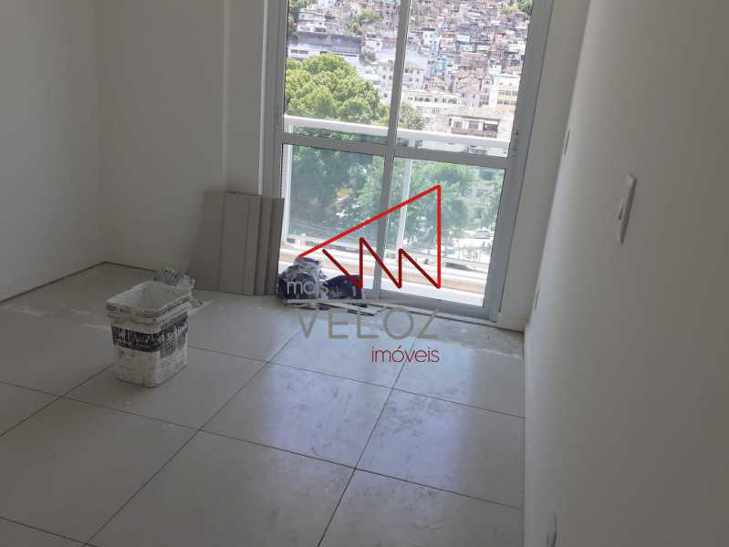 Apartamento à venda com 3 quartos, 98m² - Foto 6