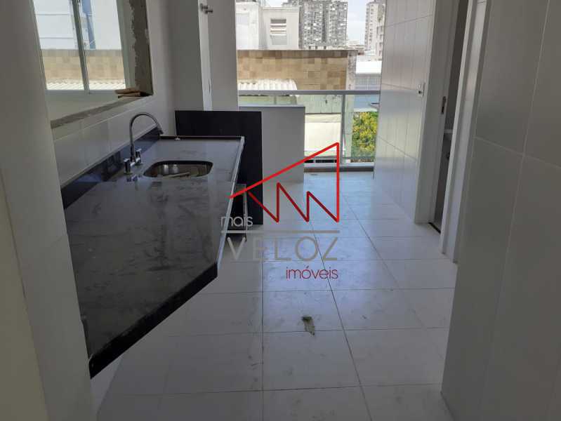 Apartamento à venda com 3 quartos, 98m² - Foto 8