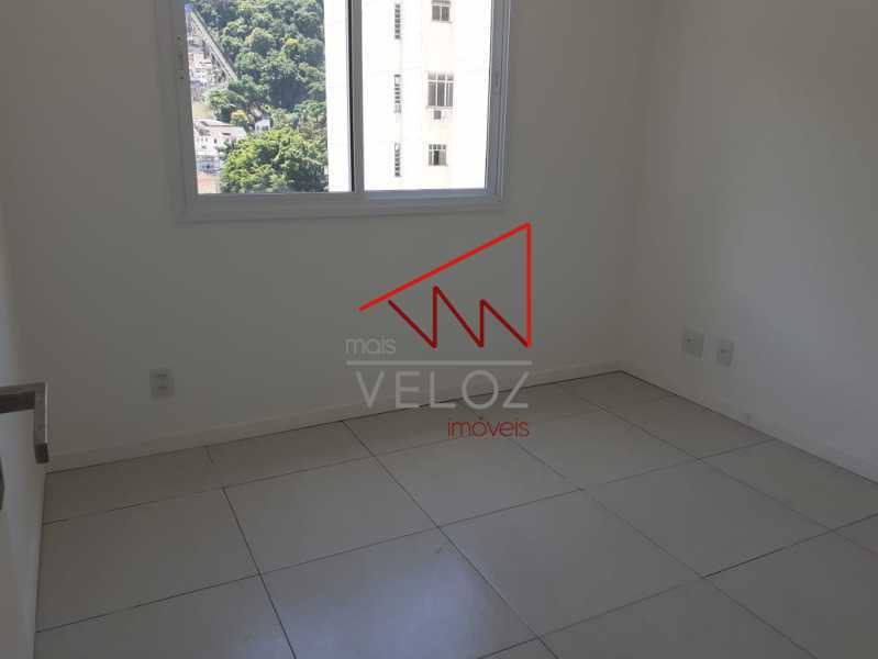 Apartamento à venda com 3 quartos, 98m² - Foto 19