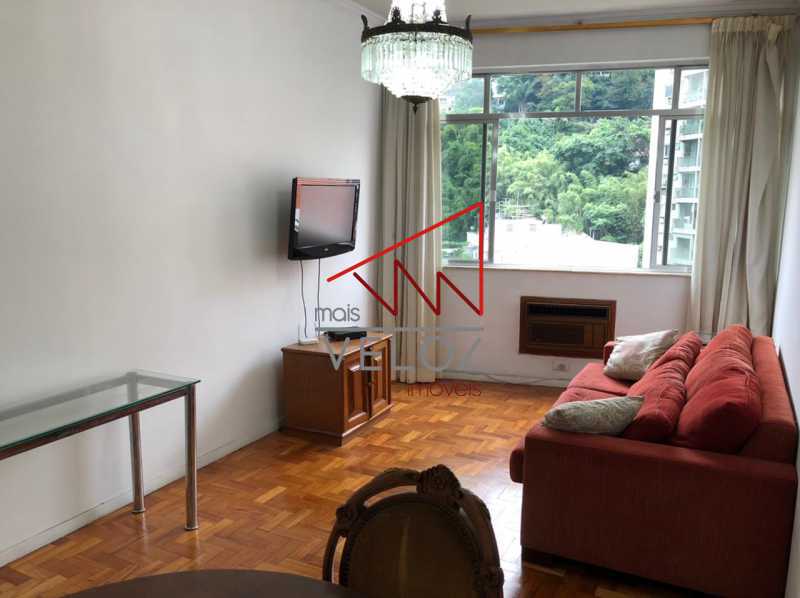 Apartamento à venda com 2 quartos, 90m² - Foto 2