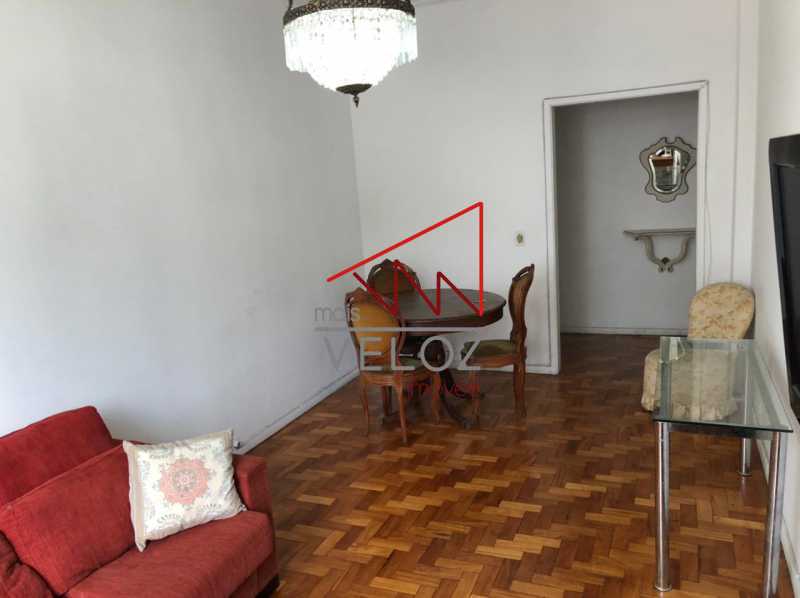 Apartamento à venda com 2 quartos, 90m² - Foto 4