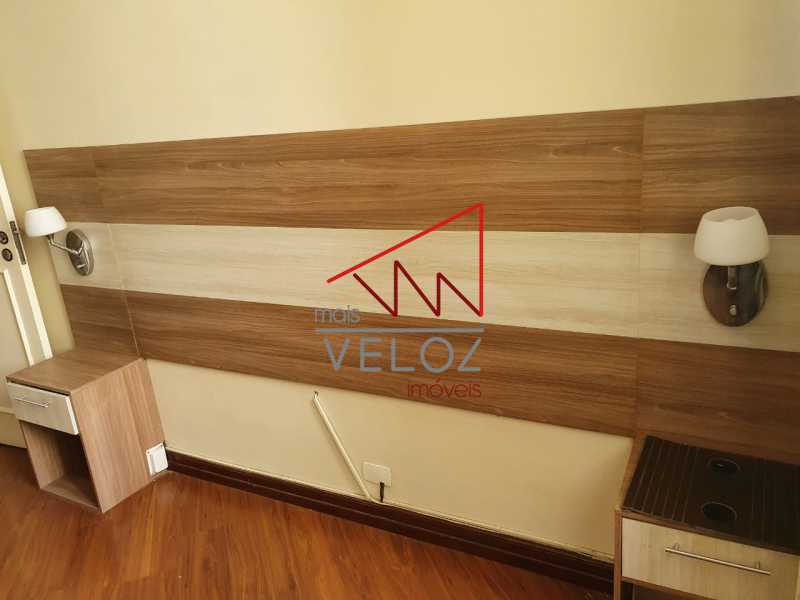 Apartamento à venda com 3 quartos, 150m² - Foto 5