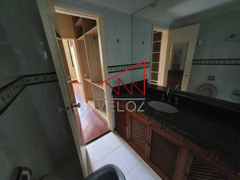 Apartamento à venda com 3 quartos, 150m² - Foto 18