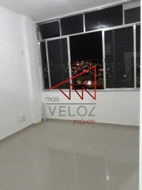 Apartamento à venda com 1 quarto, 38m² - Foto 1