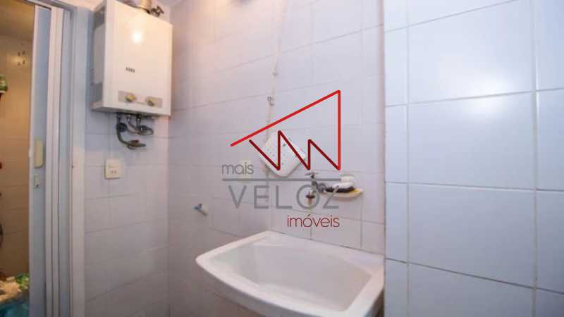 Apartamento à venda com 2 quartos, 70m² - Foto 22