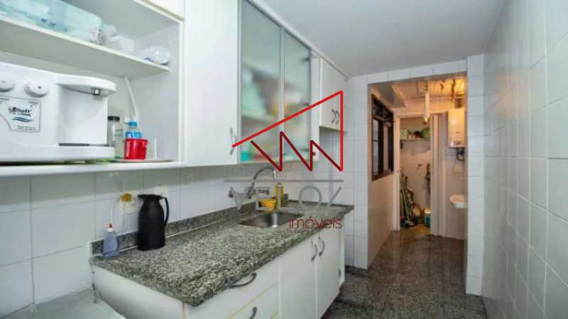 Apartamento à venda com 2 quartos, 70m² - Foto 12