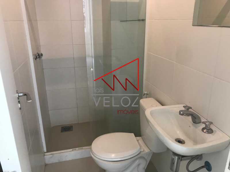 Apartamento à venda com 2 quartos, 69m² - Foto 11