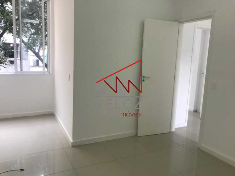 Apartamento à venda com 2 quartos, 69m² - Foto 6