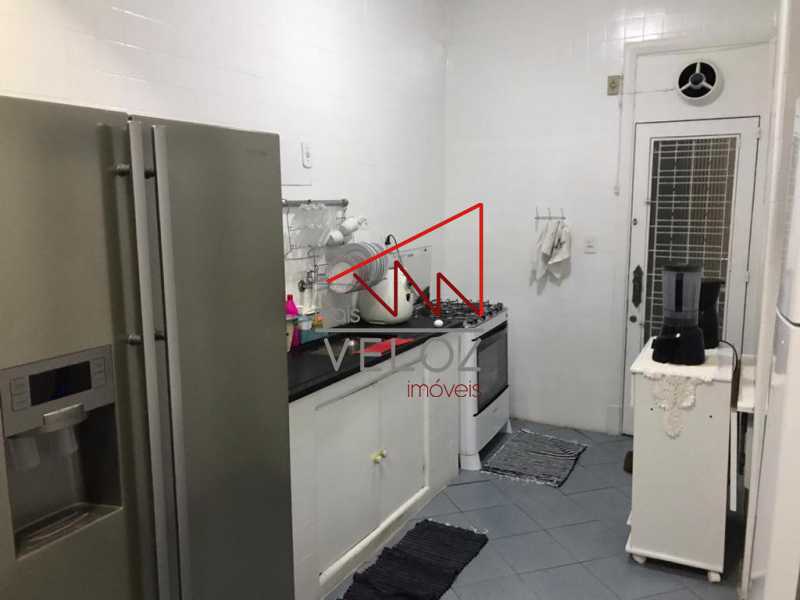 Apartamento à venda com 4 quartos, 160m² - Foto 3