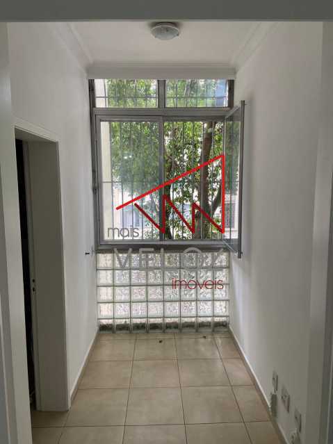 Apartamento à venda com 3 quartos, 107m² - Foto 1