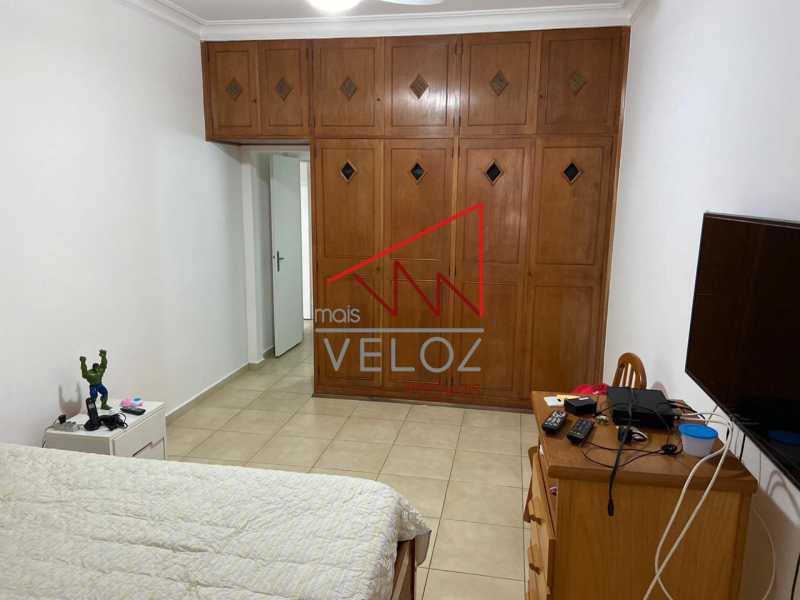 Apartamento à venda com 3 quartos, 107m² - Foto 8