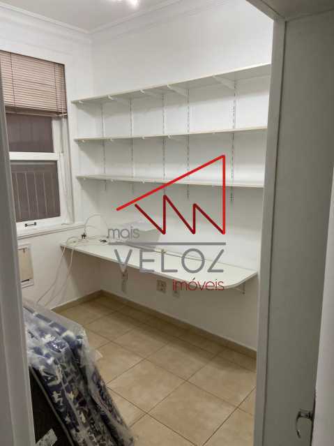 Apartamento à venda com 3 quartos, 107m² - Foto 12