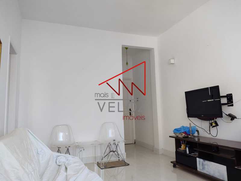 Apartamento à venda com 2 quartos, 60m² - Foto 2