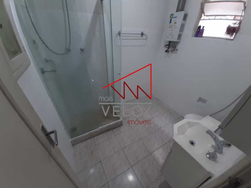 Apartamento à venda com 2 quartos, 72m² - Foto 13