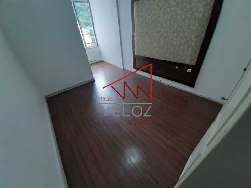 Apartamento à venda com 2 quartos, 72m² - Foto 6