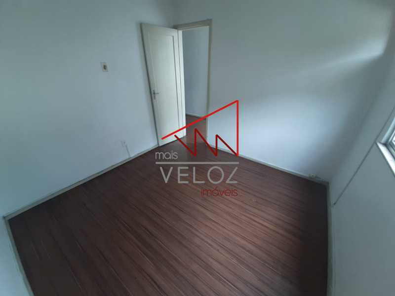 Apartamento à venda com 2 quartos, 72m² - Foto 7