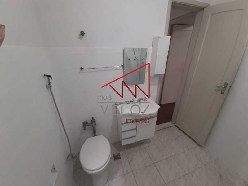 Apartamento à venda com 2 quartos, 72m² - Foto 25