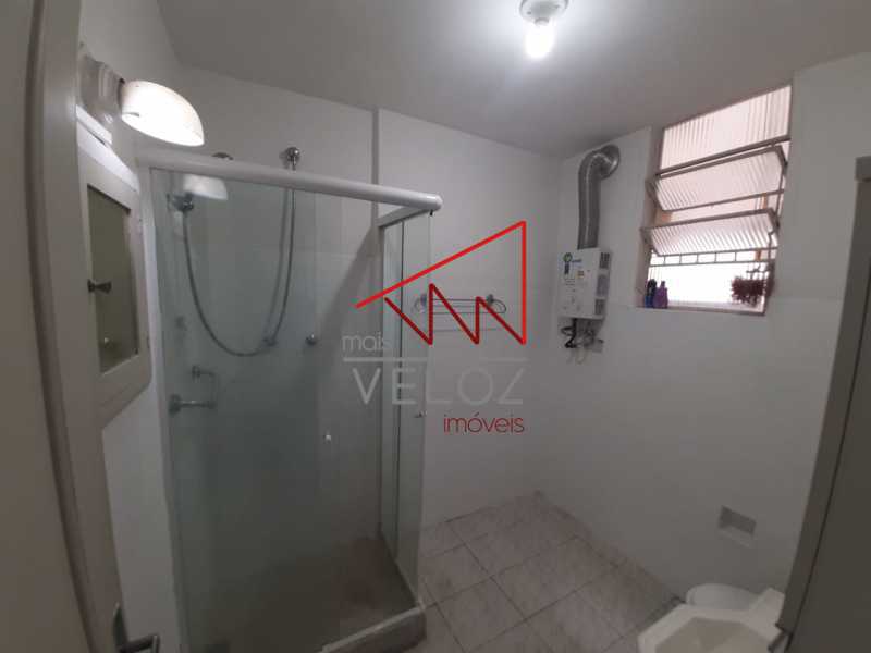 Apartamento à venda com 2 quartos, 72m² - Foto 29