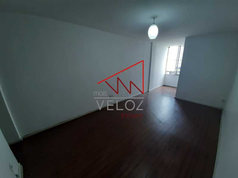 Apartamento à venda com 2 quartos, 72m² - Foto 17