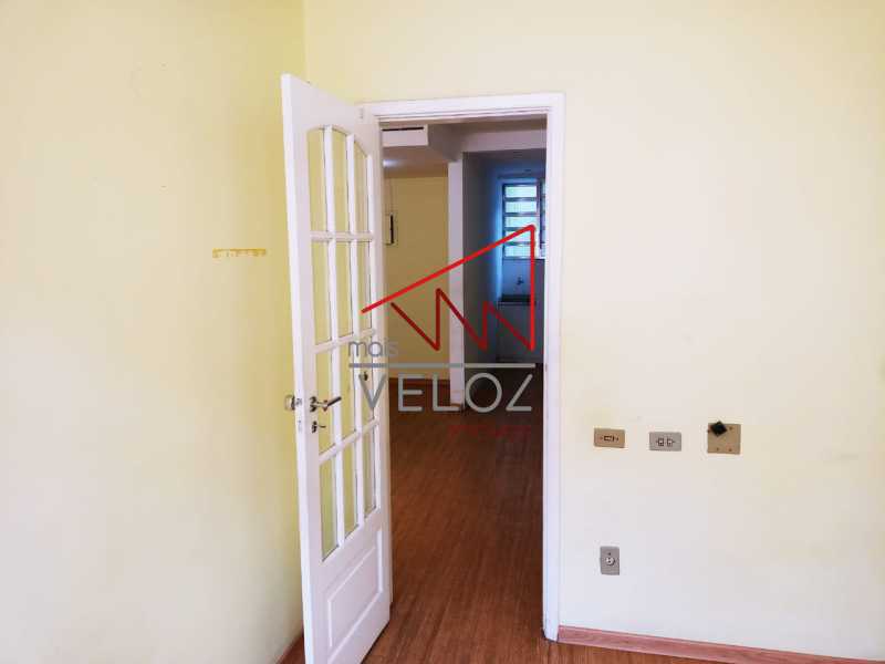 Apartamento à venda com 1 quarto, 40m² - Foto 17