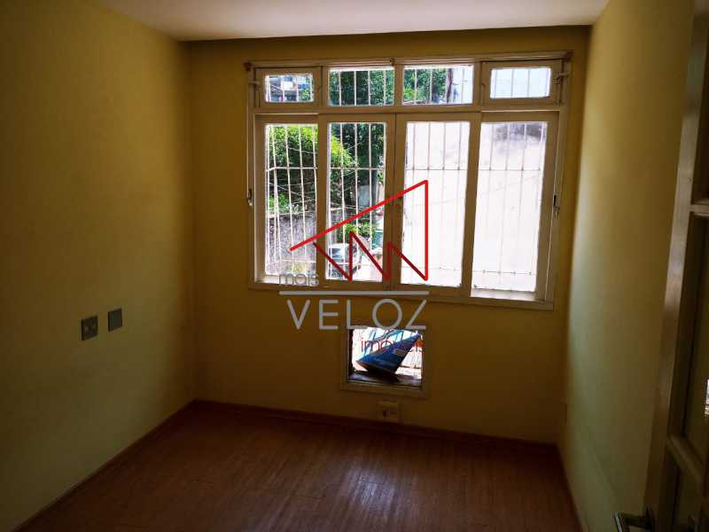 Apartamento à venda com 1 quarto, 40m² - Foto 18