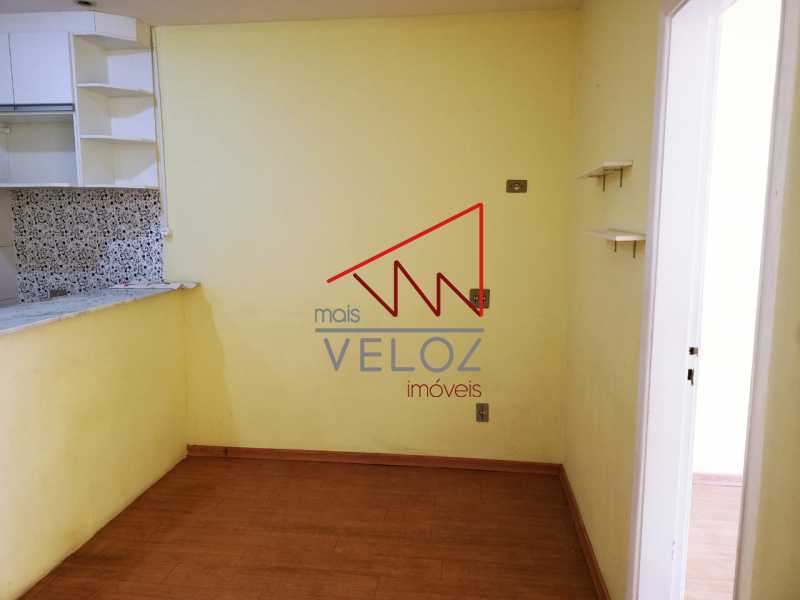 Apartamento à venda com 1 quarto, 40m² - Foto 10