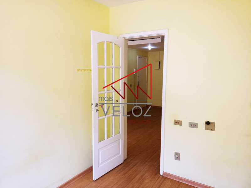 Apartamento à venda com 1 quarto, 40m² - Foto 14