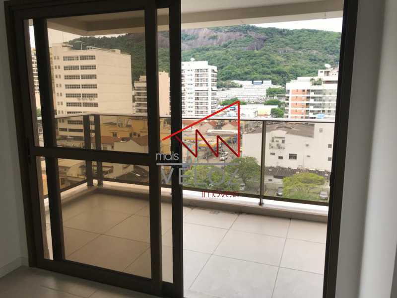 Apartamento à venda com 3 quartos, 99m² - Foto 18