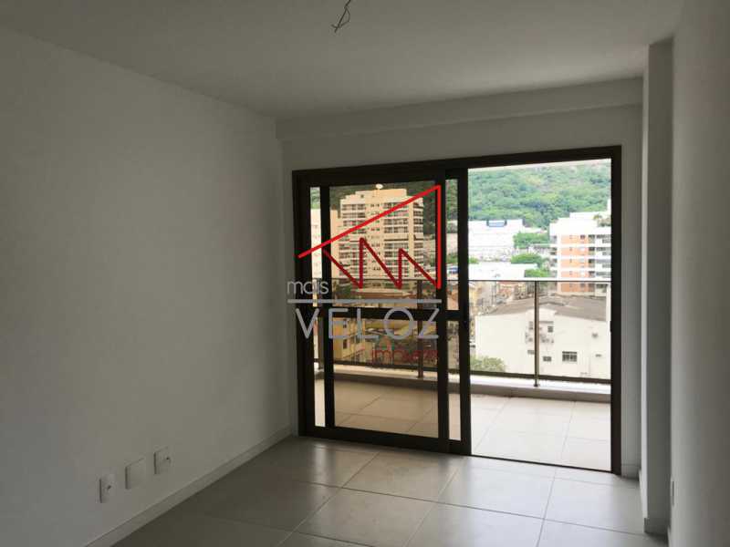 Apartamento à venda com 3 quartos, 99m² - Foto 16