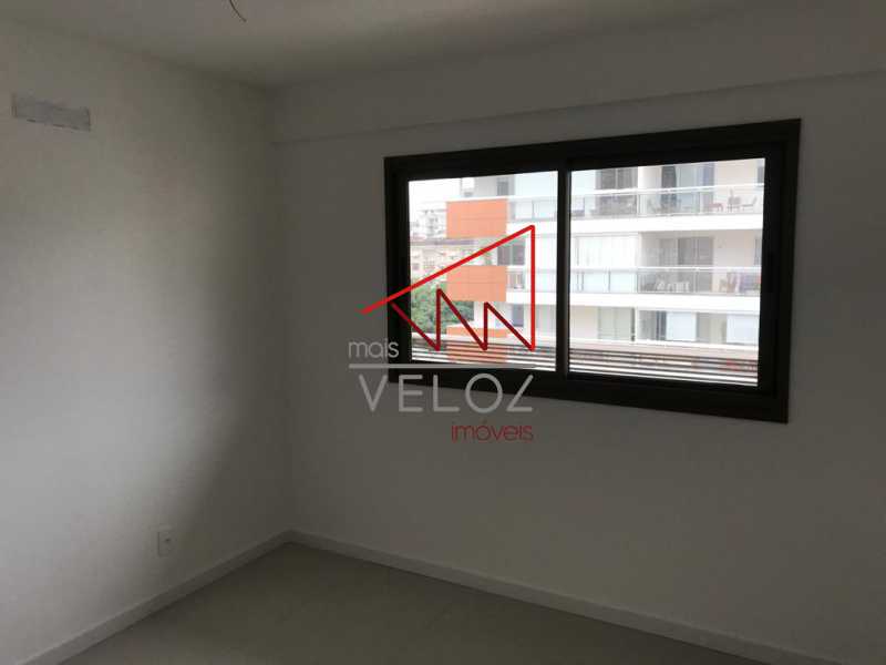 Apartamento à venda com 3 quartos, 113m² - Foto 18