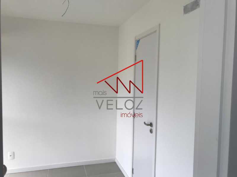 Apartamento à venda com 3 quartos, 113m² - Foto 17