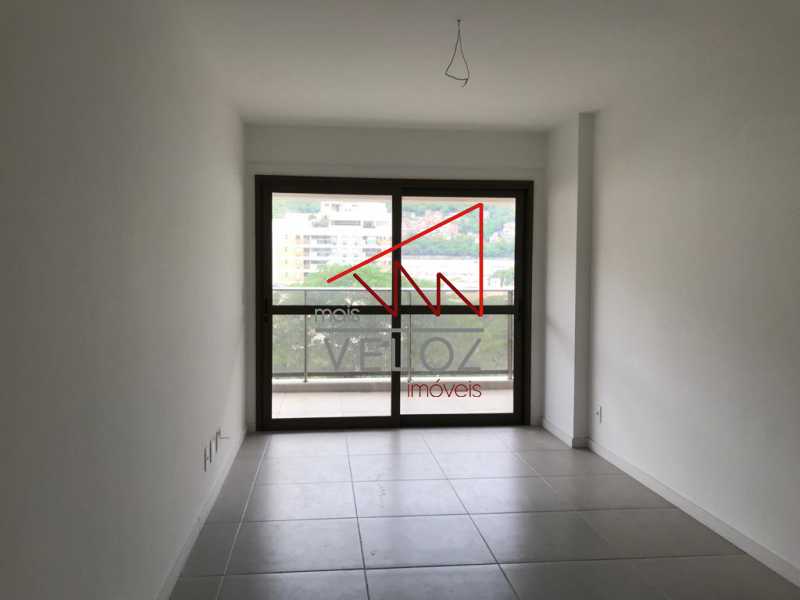 Apartamento à venda com 3 quartos, 99m² - Foto 19