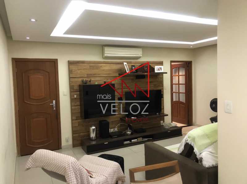 Apartamento à venda com 3 quartos, 109m² - Foto 1