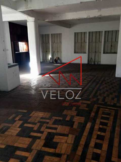 Apartamento à venda com 3 quartos, 189m² - Foto 7