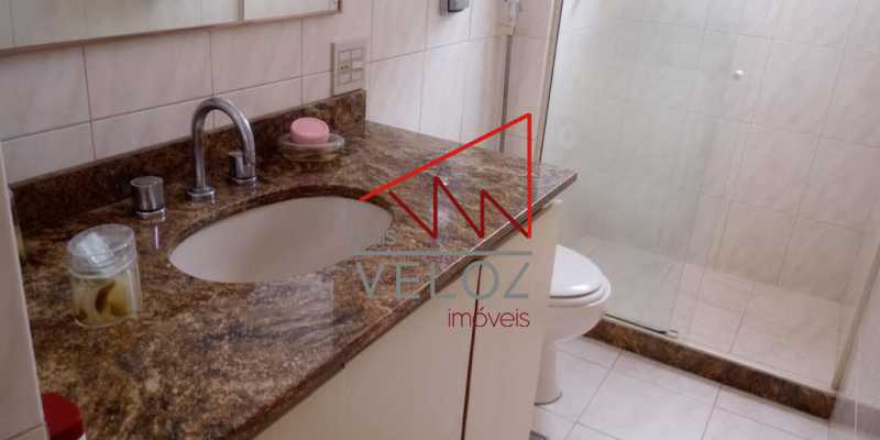 Apartamento à venda com 2 quartos, 87m² - Foto 10