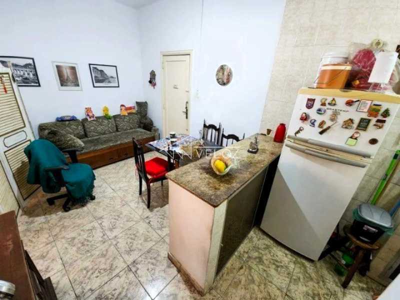 Apartamento à venda com 1 quarto, 42m² - Foto 13