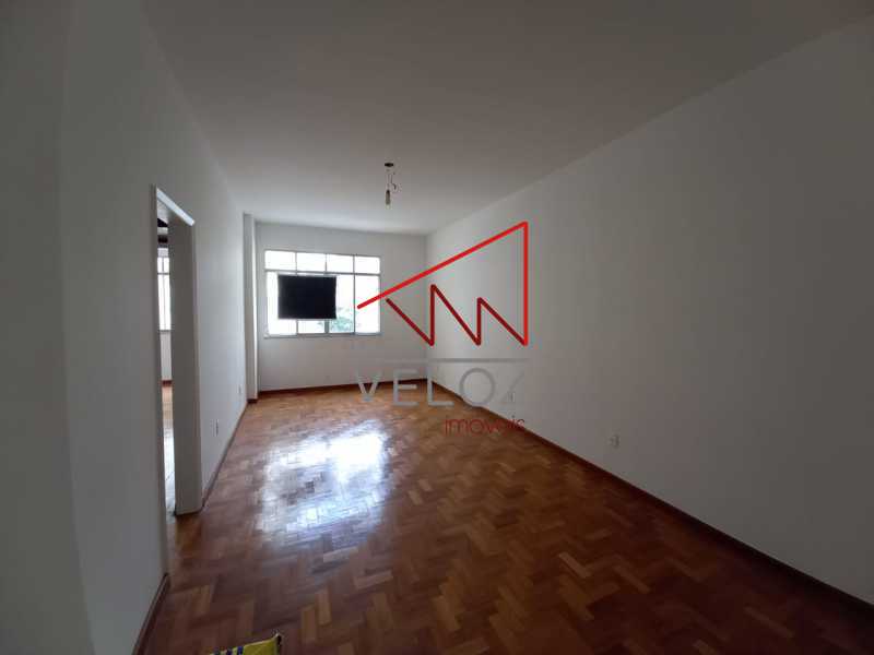 Apartamento à venda com 3 quartos, 112m² - Foto 1